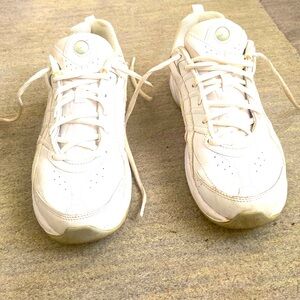 NIKE athletic shoes - pump in tongue of shoe. 🌟FINAL PRICE🌟Full Leather Uppers